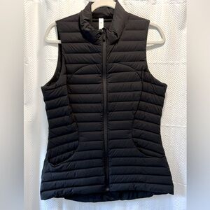 Lululemon Pack It Down Vest. Black 8